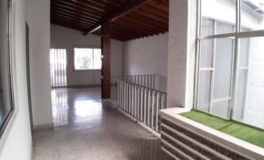 casa en arriendo en estadio. Cod A3440