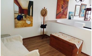 Apartamento amoblado en arriendo