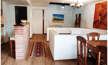 Apartamento amoblado en arriendo