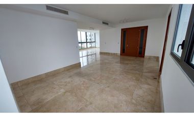 SE ALQUILA APARTAMENTO L/B EN SANTA MARIA GOLF 3 RECAMARAS $ 5000