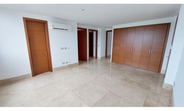 SE ALQUILA APARTAMENTO L/B EN SANTA MARIA GOLF 3 RECAMARAS $ 5000