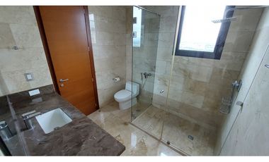 SE ALQUILA APARTAMENTO L/B EN SANTA MARIA GOLF 3 RECAMARAS $ 5000