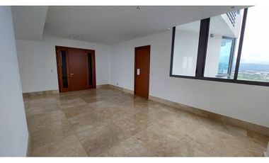 SE ALQUILA APARTAMENTO L/B EN SANTA MARIA GOLF 3 RECAMARAS $ 5000