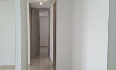 apartamento en arriendo en brisas de los Álamos. Cod A9191423