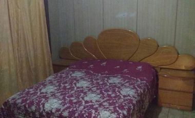 CLAYPOLE: CASA CON GARAGE Y AMPLIO FONDO , CON LOCAL