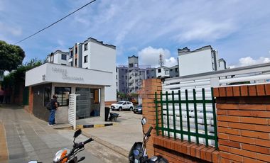 COD. 5724 - SE ARRIENDA APARTAMENTO - BARRIO: COAVICONSA