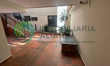 apartamento en arriendo en provenza. Cod A15813