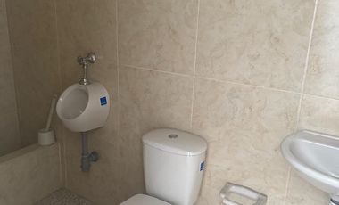 bodega en arriendo en la esmeralda. Cod A215152