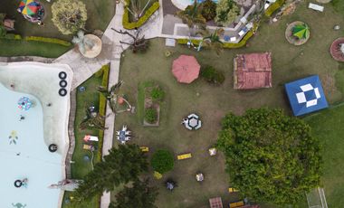 HOTEL Y CENTRO VACACIONAL EN VENTA CERCA A PEREIRA