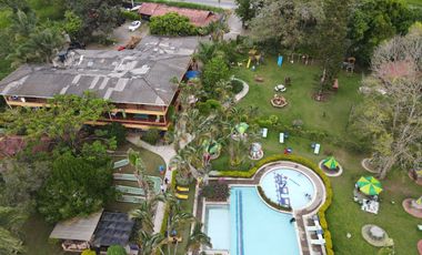 HOTEL Y CENTRO VACACIONAL EN VENTA CERCA A PEREIRA