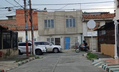 casa en venta en ulpiano lloreda. Cod V119460