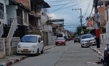 casa en venta en ulpiano lloreda. Cod V119460