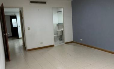 oficina en venta en el poblado. Cod V3271