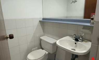 oficina en venta en el poblado. Cod V3271