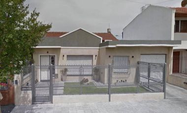 Casa  en Venta Ramos Mejia / La Matanza (A004 3278)