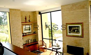 casa en venta en la calera. Cod V2124