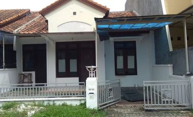 Rumah disewakan Taman Puspa Raya