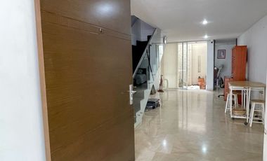 casa en arriendo/venta en av. libertadores. Cod A4926