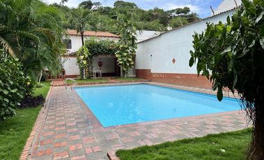 apartamento en venta en av libertadores - balcones de san francisco. Cod V2105