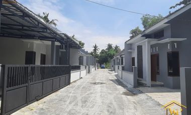 RUMAH SIAP HUNI DI SEYGAN SLEMAN 400JT AJA !!!