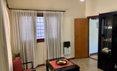 Casa en venta en Quilmes Este