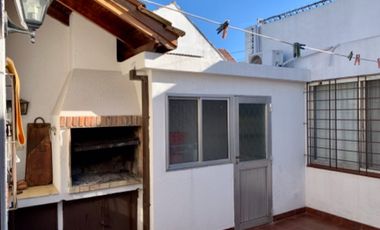 Casa en venta en Quilmes Este