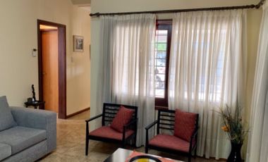 Casa en venta en Quilmes Este