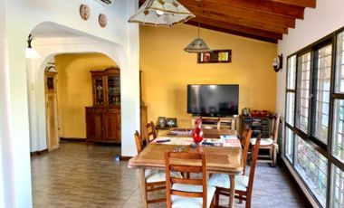 Casa en venta en Quilmes Este