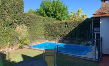 Casa en venta en Quilmes Este
