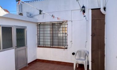 Casa en venta en Quilmes Este