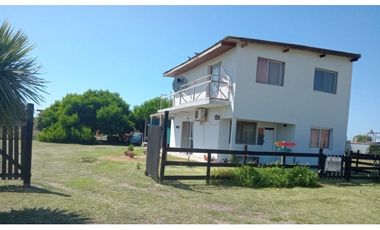 Casa 4 ambientes/ Barrio Camet Norte