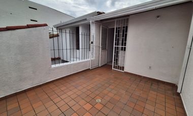 casa en arriendo en el prado. Cod A124638