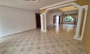 casa en arriendo en el prado. Cod A124638