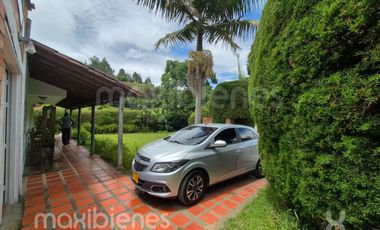 finca en venta en centro guarne. Cod V70242