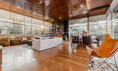 Casa en venta estilo industrial en exclusivo condominio.