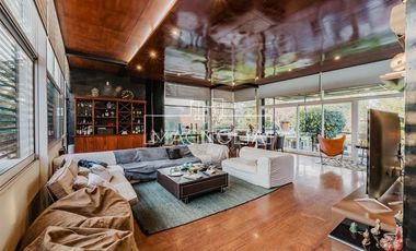 Casa en venta estilo industrial en exclusivo condominio.