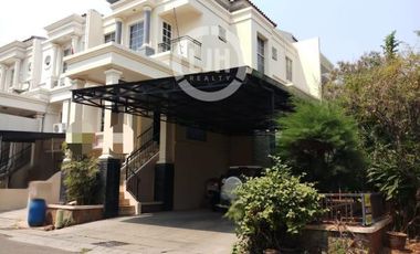 Rumah di Gading Grande kelapa Gading Jakarta Utara