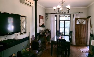 CASA EN UNA PLANTA DE 4 DORMITORIOS EN JOSE MARMOL