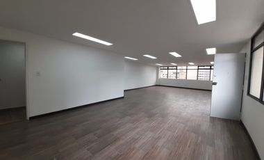 oficina en arriendo en nueva santa fe de bogotá. Cod A1322