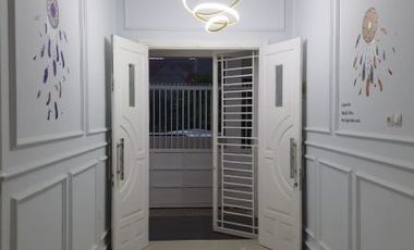 5 Bedroom House for sale