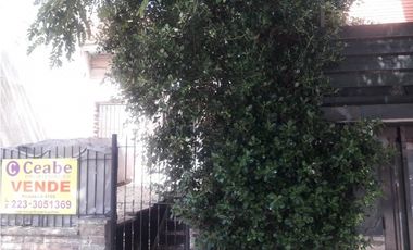 VENTA CHALET (2) SOBRE  LOTE 290M2 APTOS RECICLAR O EDIfi /PROPUESTAS