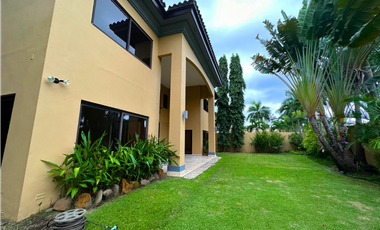 ALQUILER CASA COSTA DEL ESTE