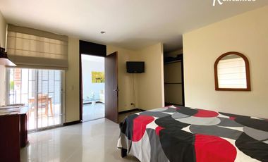 casa en arriendo en loma del escobero. Cod A11426