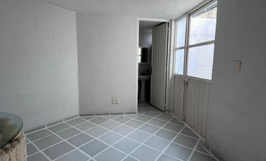 Casa en Venta en Fraccionamiento Arcada Alameda en Celaya Gto .