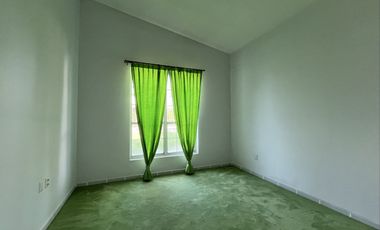 Casa en Venta en Fraccionamiento Arcada Alameda en Celaya Gto .