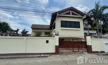 4 Bedroom House for sale in Khlong Chan, Bangkok