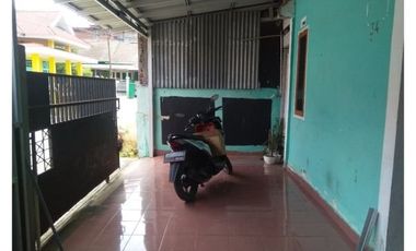 RUMAH KOMPLEK CEMPAKA PERMAI LINGKAR BARAT KOTA BENGKULU
