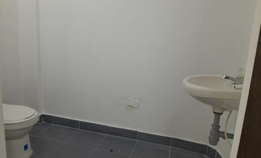 casa en arriendo en bellavista. Cod A99