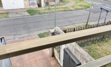 ALQUILER DEPARTAMENTO EN CASTELAR CÓDIGO AL 05