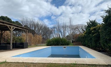 Casa quinta en venta de 1845m2 ubicado en Mercedes